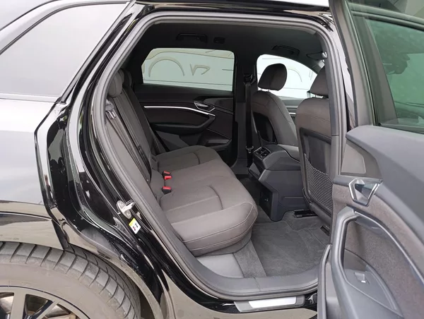 Audi e-tron 55 300kW QUATTRO S-LINE - foto 17