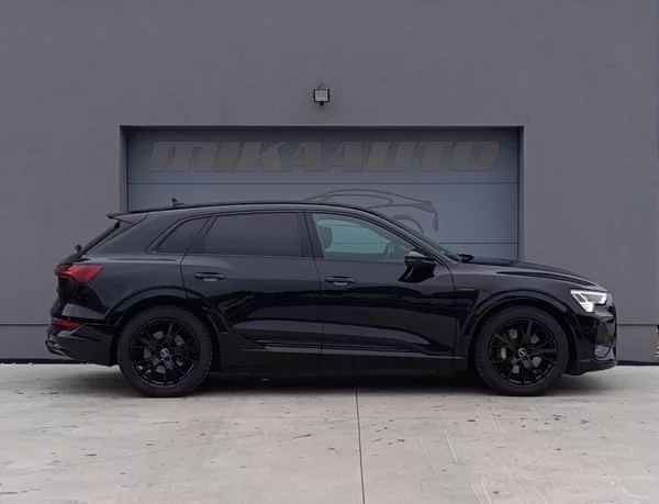 Audi e-tron 55 300kW QUATTRO S-LINE - foto 4