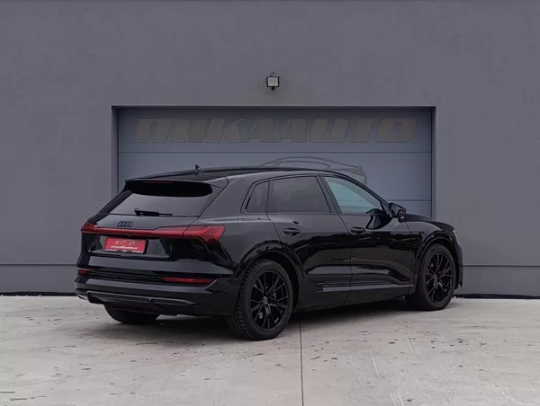Audi e-tron 55 300kW QUATTRO S-LINE - foto 5