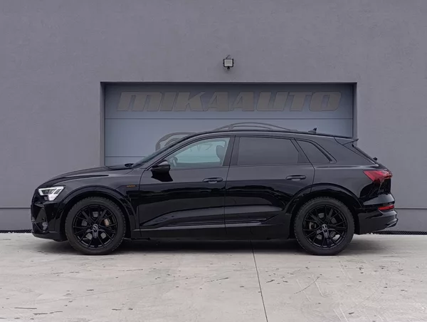 Audi e-tron 55 300kW QUATTRO S-LINE - foto 8