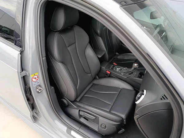 Audi RS 3 2.5TFSi QUATTRO TIPTRONIC - foto 29
