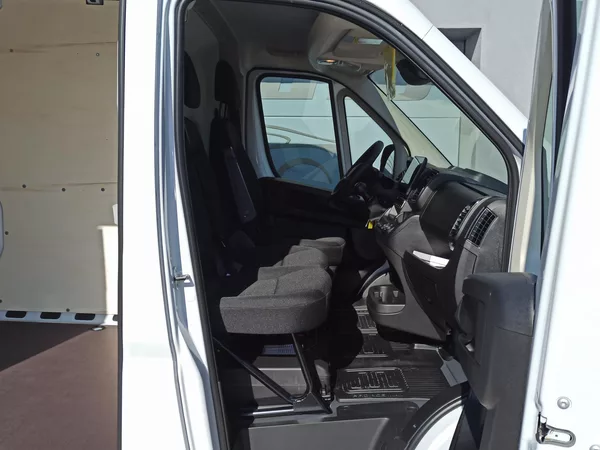 Toyota Proace Max 2.2D 103kW L3H2 SKLADEM - foto 11