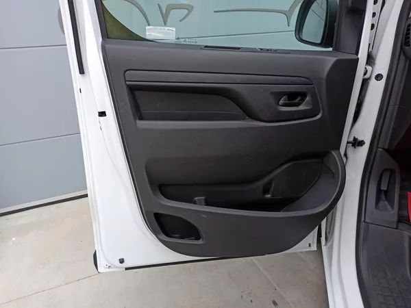 Opel Vivaro 1.5CDTi 88kW L1H1, ČR, DPH - foto 21