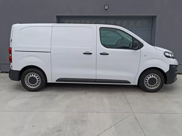 Opel Vivaro 1.5CDTi 88kW L1H1, ČR, DPH - foto 7