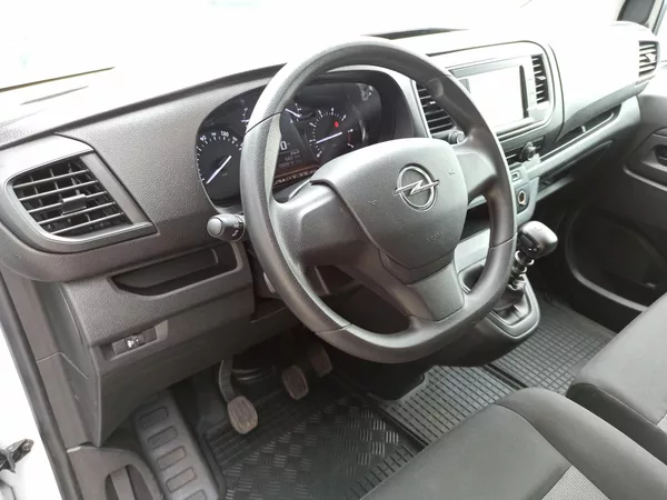 Opel Vivaro 1.5CDTi 88kW L1H1, ČR, DPH - foto 8