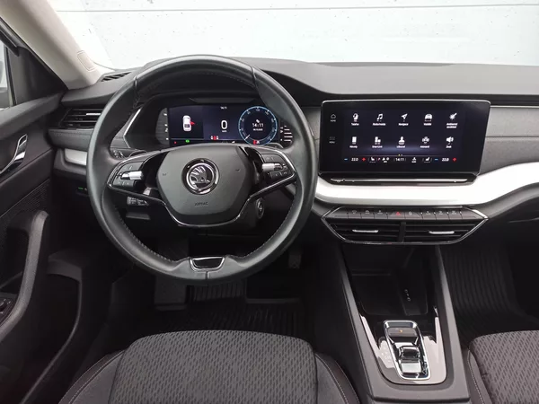 Škoda Octavia 2.0TDI DSG STYLE 1.MAJ ZÁRUKA - foto 18