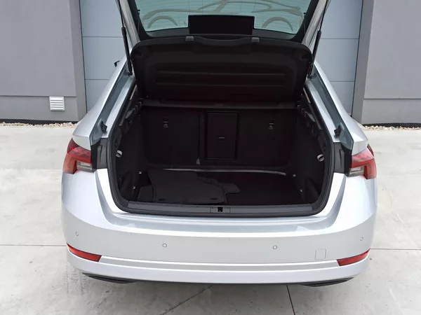 Škoda Octavia 2.0TDI DSG STYLE 1.MAJ ZÁRUKA - foto 9