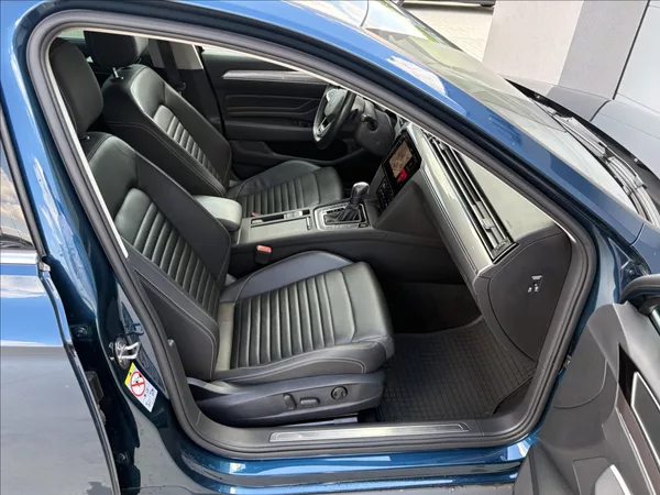 Volkswagen Passat 2,0 TSI 206 KW 4M AUT ALLTRACK - foto 27