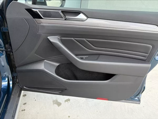 Volkswagen Passat 2,0 TSI 206 KW 4M AUT ALLTRACK - foto 28