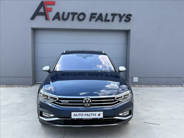 Volkswagen Passat 2,0 TSI 206 KW 4M AUT ALLTRACK - foto 3
