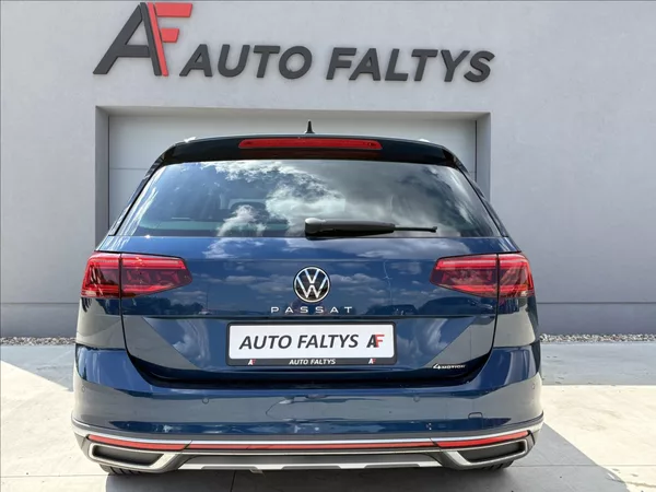 Volkswagen Passat 2,0 TSI 206 KW 4M AUT ALLTRACK - foto 8
