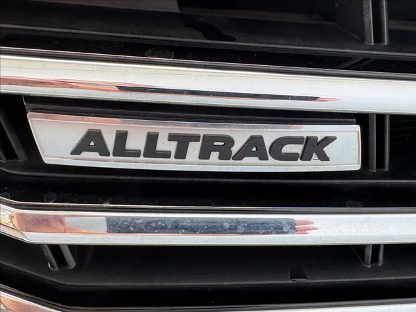Volkswagen Passat 2,0 TSI 206 KW 4M AUT ALLTRACK - foto 9