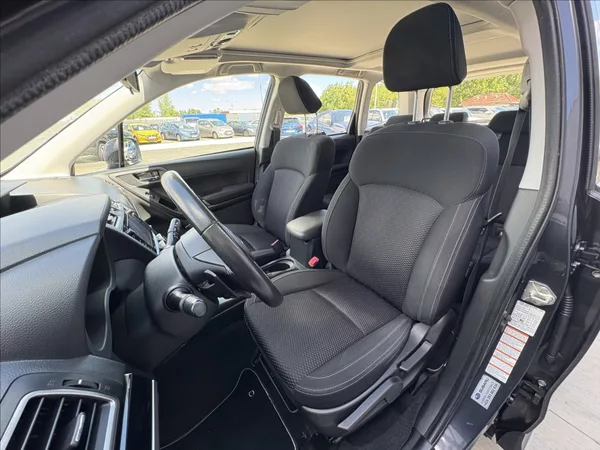 Subaru Forester 2,0 110 kw ČR 1 majitel servis - foto 16