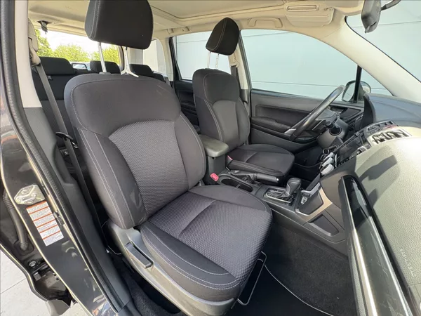 Subaru Forester 2,0 110 kw ČR 1 majitel servis - foto 27