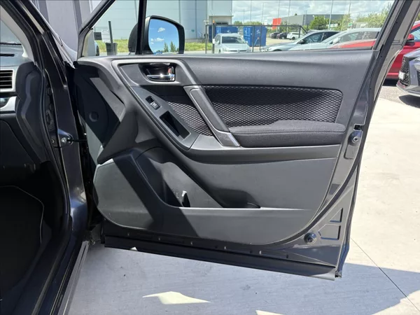 Subaru Forester 2,0 110 kw ČR 1 majitel servis - foto 28