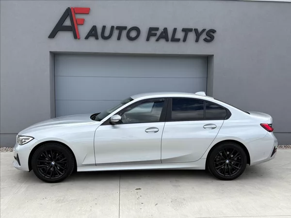 BMW Řada 3 318d 110 KW Advantage Led - foto 5