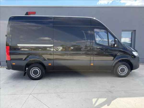 Mercedes-Benz Sprinter 2,0 CDI L2H2 1. MAJ CZ DPH - foto 2