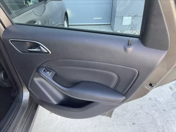 Mercedes-Benz Třídy B 220 4MATIC 135KW ČR.1.MAJ. - foto 22