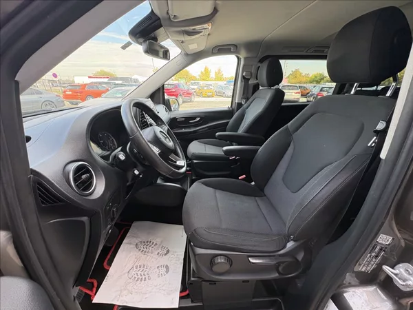 Mercedes-Benz Vito 2,1 140 kw 4x4 L 8 míst servis - foto 14
