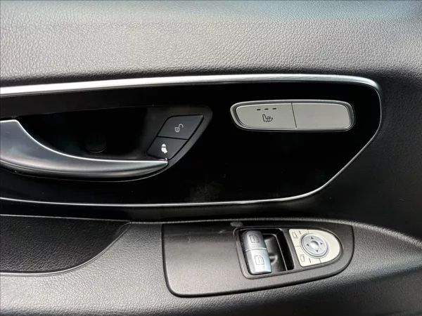 Mercedes-Benz Vito 2,1 140 kw 4x4 L 8 míst servis - foto 16