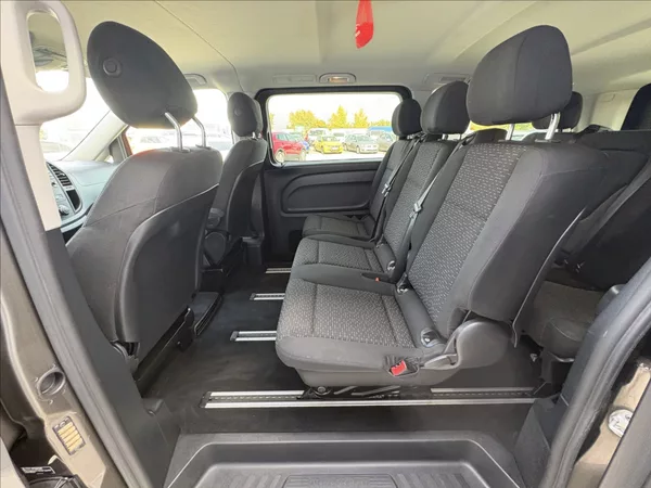 Mercedes-Benz Vito 2,1 140 kw 4x4 L 8 míst servis - foto 19