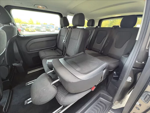 Mercedes-Benz Vito 2,1 140 kw 4x4 L 8 míst servis - foto 20