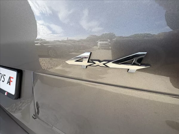 Mercedes-Benz Vito 2,1 140 kw 4x4 L 8 míst servis - foto 23