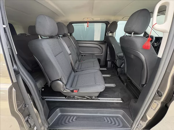 Mercedes-Benz Vito 2,1 140 kw 4x4 L 8 míst servis - foto 27