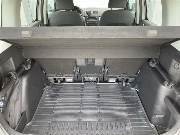Škoda Yeti 2,0 TDI 81KW 4X4 ČR. - foto 22