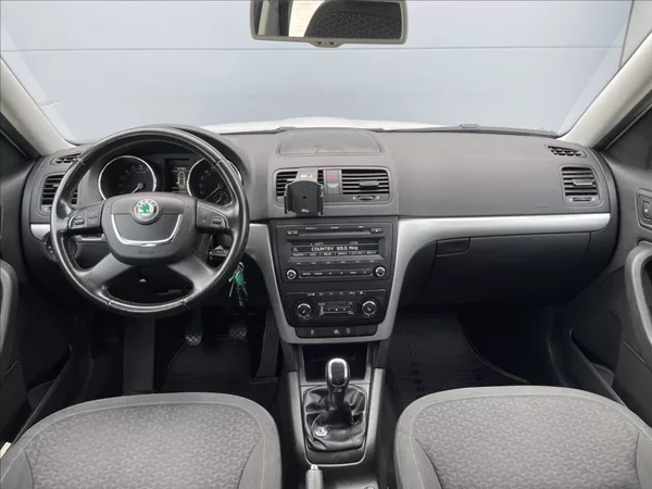 Škoda Yeti 2,0 TDI 81KW 4X4 ČR. - foto 9