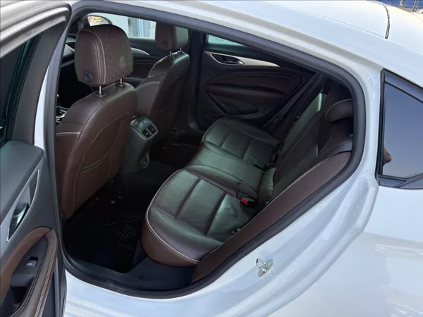 Opel Insignia 2,0 CDTi AWD AT8 Ultimate GS - foto 28