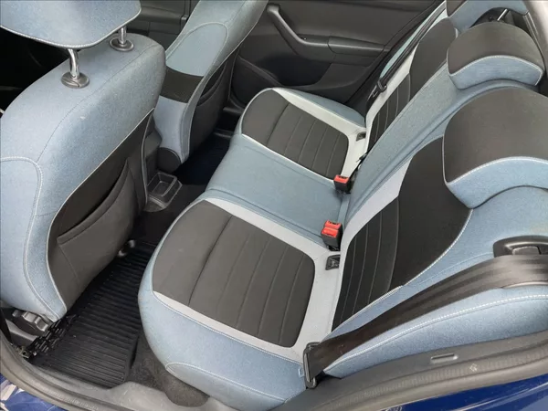 Škoda Fabia 1,2 TSI 81KW DSG STYLE,ČR. - foto 18