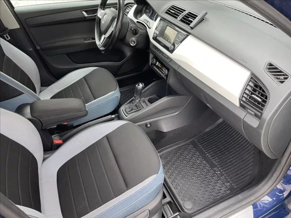 Škoda Fabia 1,2 TSI 81KW DSG STYLE,ČR. - foto 20