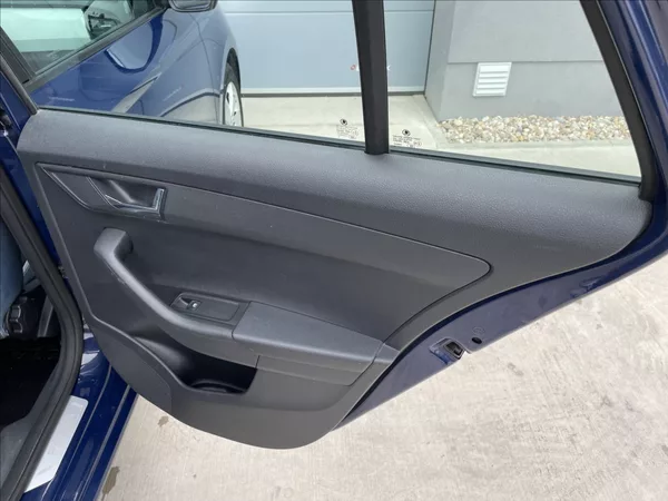 Škoda Fabia 1,2 TSI 81KW DSG STYLE,ČR. - foto 23