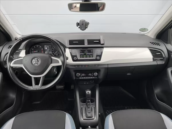 Škoda Fabia 1,2 TSI 81KW DSG STYLE,ČR. - foto 9