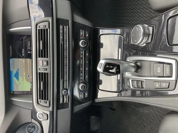 BMW Řada 5 2,0 525 XD ČR servis - foto 13