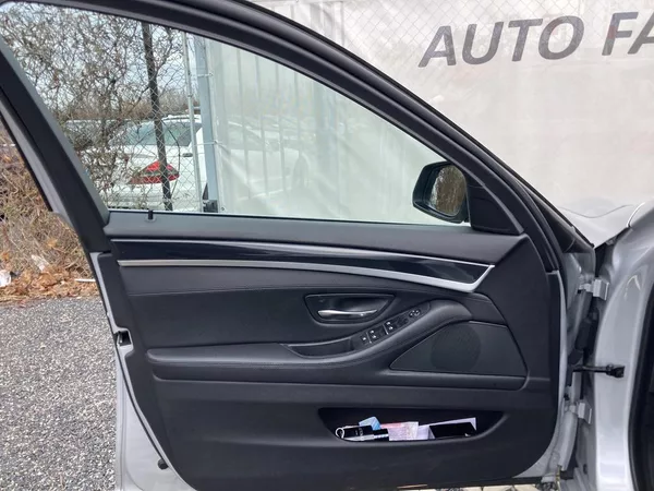 BMW Řada 5 2,0 525 XD ČR servis - foto 16