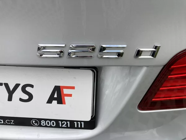 BMW Řada 5 2,0 525 XD ČR servis - foto 19