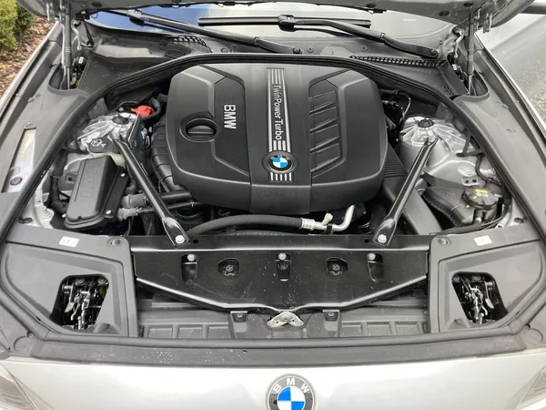 BMW Řada 5 2,0 525 XD ČR servis - foto 29