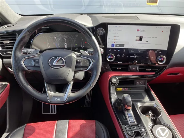 Lexus NX 350h 2,5 Hybrid F-SPORT top 4x4 NX - foto 10
