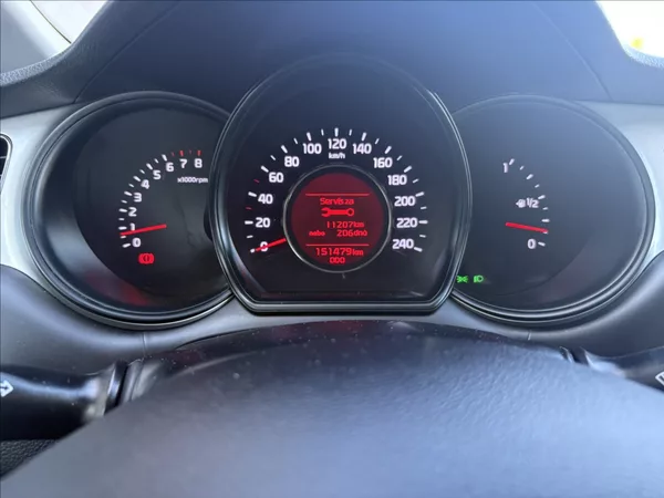 Kia Ceed 1,6 GDi 99 kw ČR 1. maj. servi - foto 11