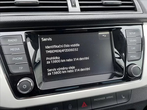 Škoda Fabia 1,2 TSI 66KW STYLE,KESSY,ČR. - foto 14