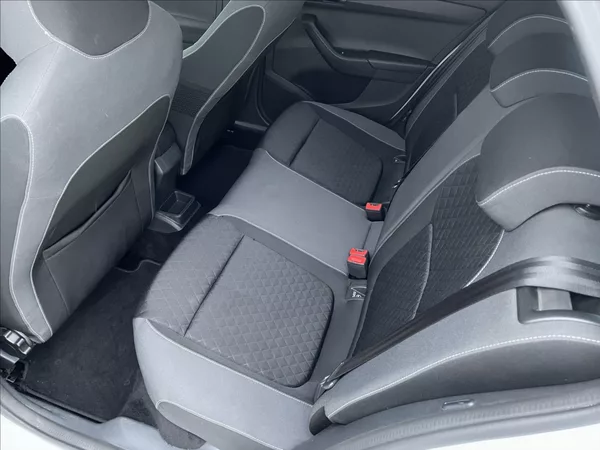 Škoda Fabia 1,2 TSI 66KW STYLE,KESSY,ČR. - foto 18