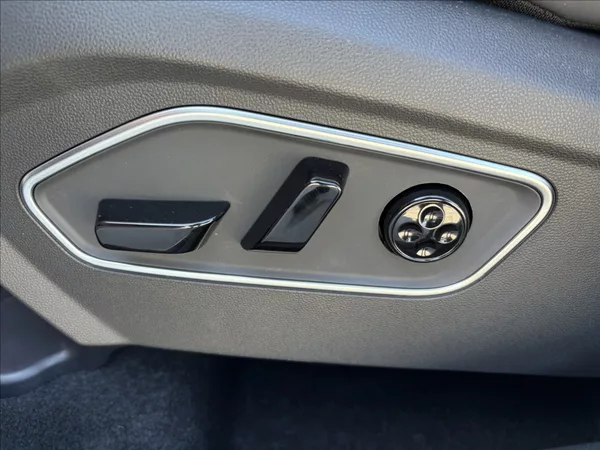 BAIC X7 1,5 T 138 KW AUTOMAT PANO NOVÉ - foto 9