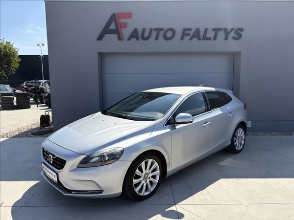 Volvo V40 1,6 D 84 kw. Č.R. - foto 3