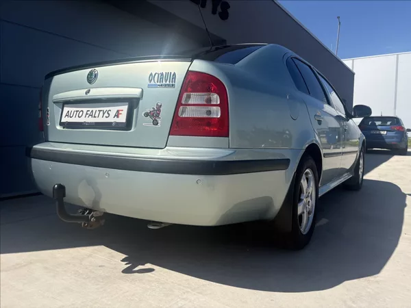 Škoda Octavia 1,9 ČR TOP stav prav servis - foto 12