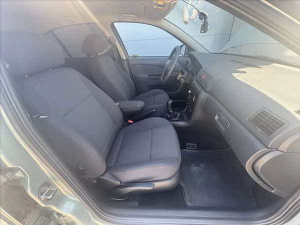 Škoda Octavia 1,9 ČR TOP stav prav servis - foto 33