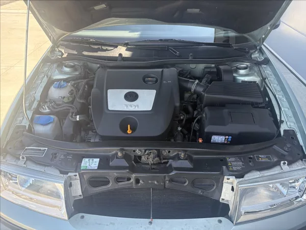 Škoda Octavia 1,9 ČR TOP stav prav servis - foto 37