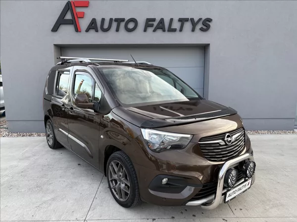 Opel Combo 1,2 i 81 KW LIFE PANORAMA CZ