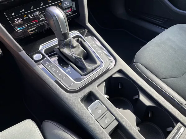Volkswagen Arteon R 2.0TSI 235KW 4X4 DSG - foto 13